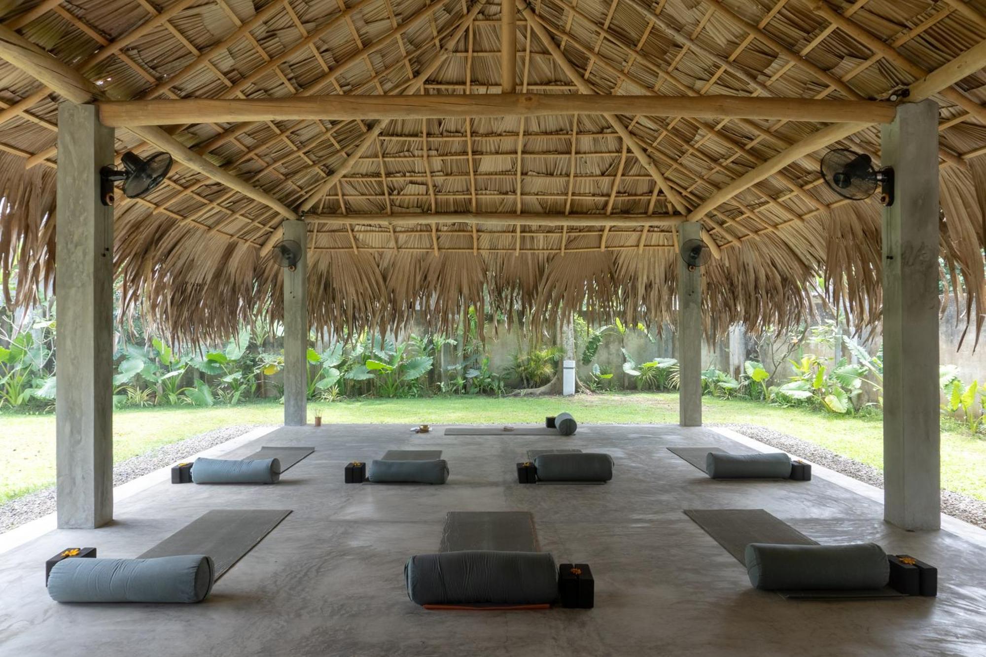 Lotus Surf And Wellness Apartment Ahangama Exterior photo